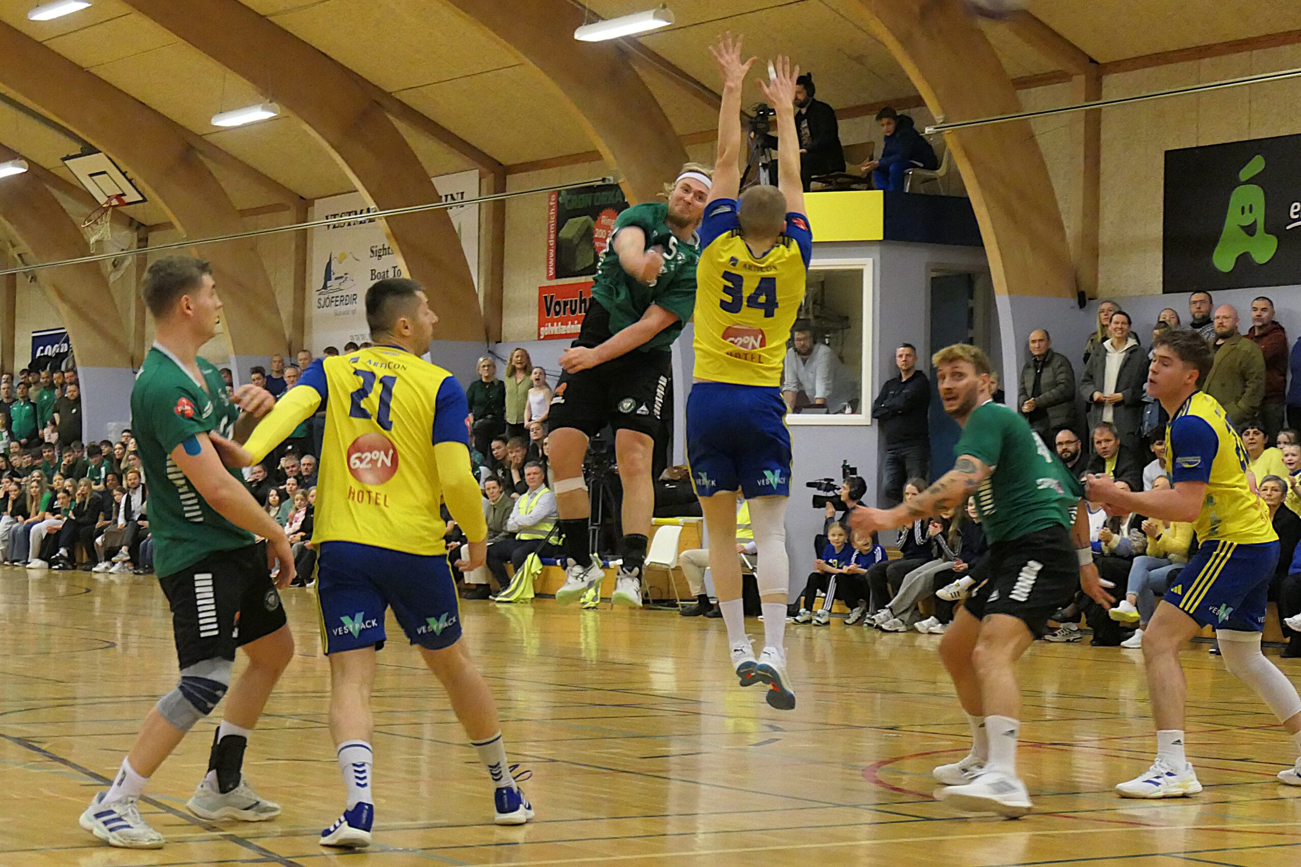 Havnarfeløgini góða byrjan í Burndeildini