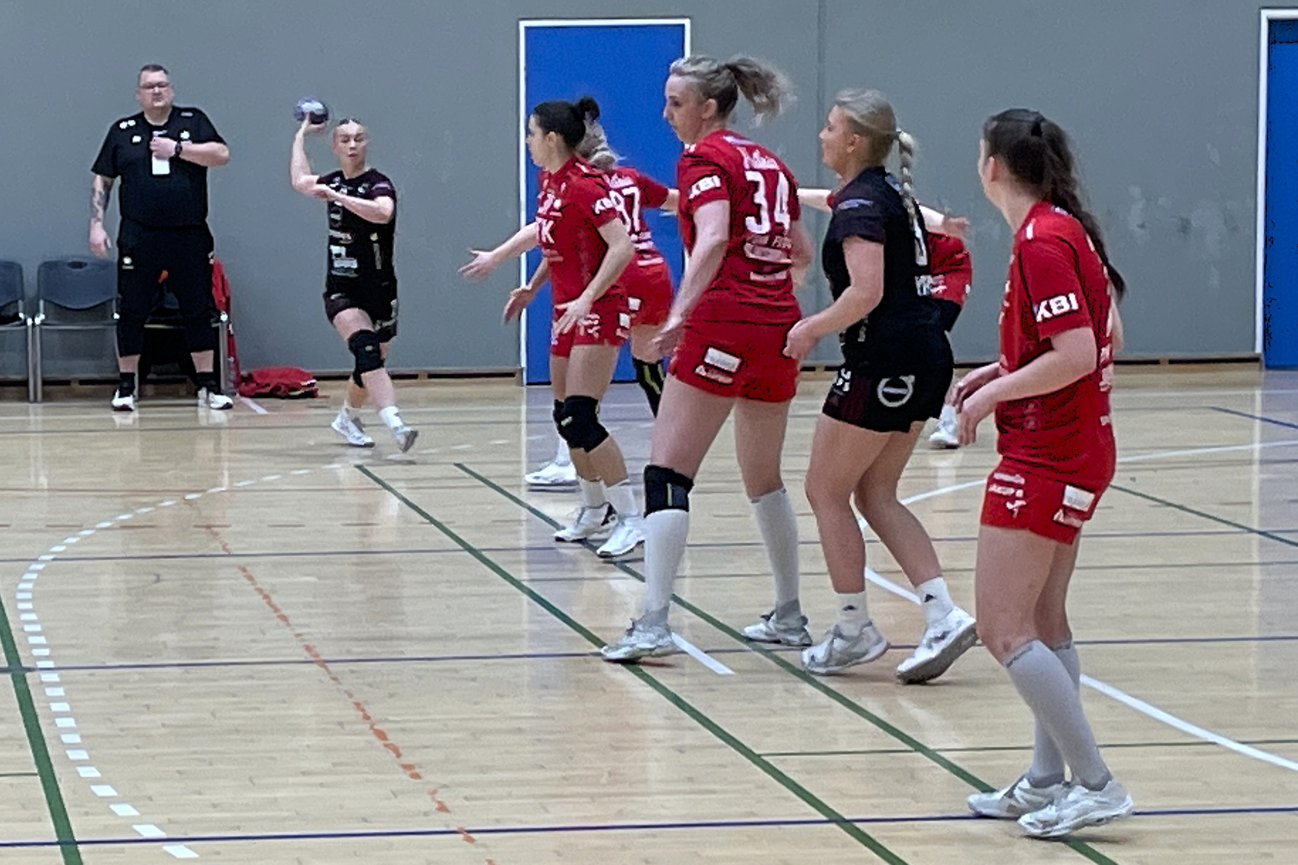 Stjørnan hevði munin móti EB