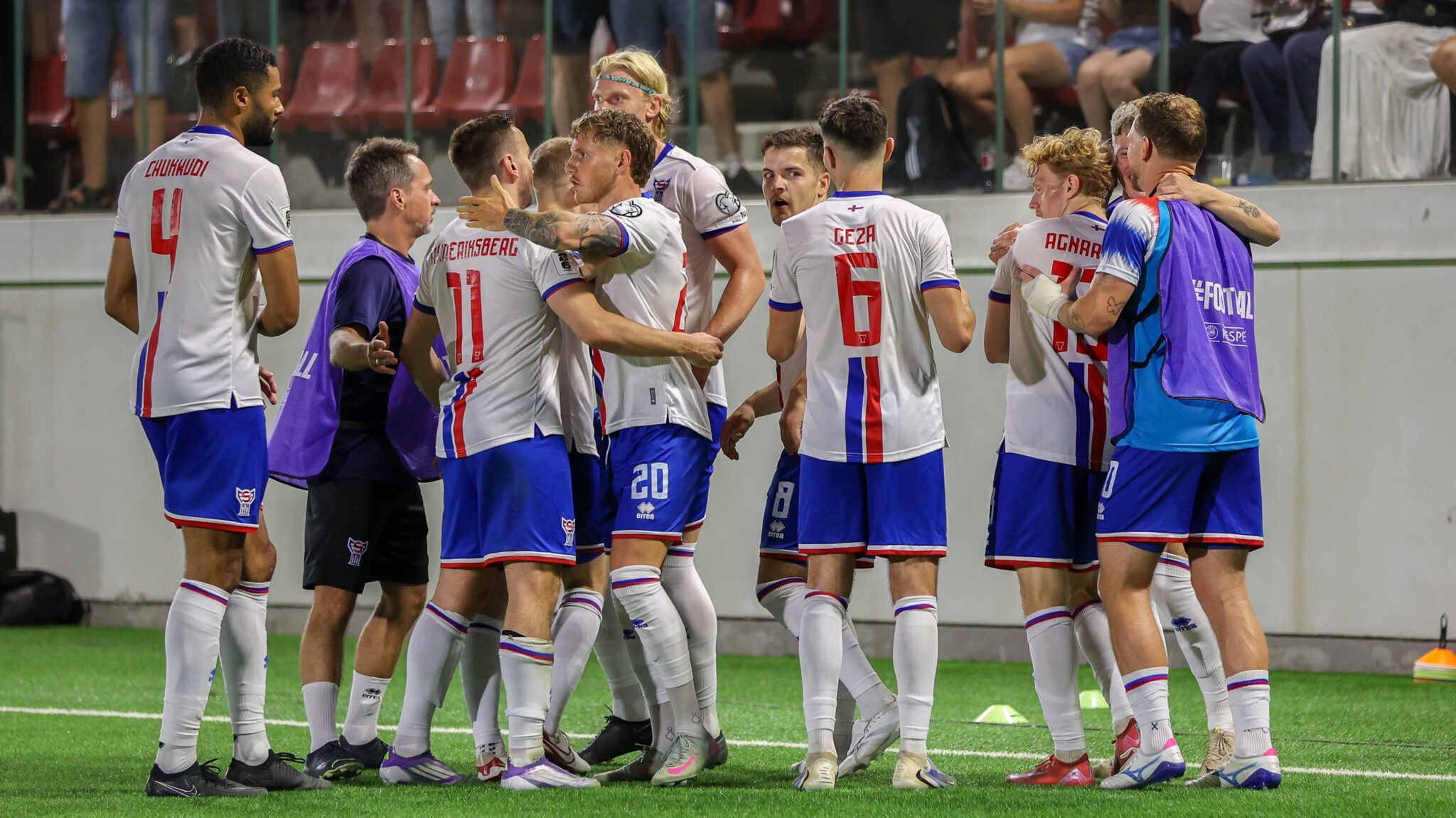 Innskiftingar vendu dystargongdini