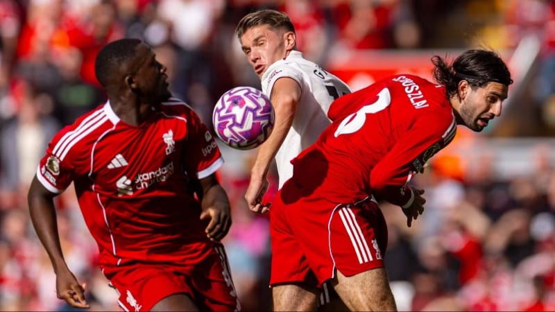 Aston Villa og Liverpool vunnu týðandi sigrar