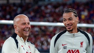 Venjarin hjá Liverpool ikki blíður við sín egna áleypara