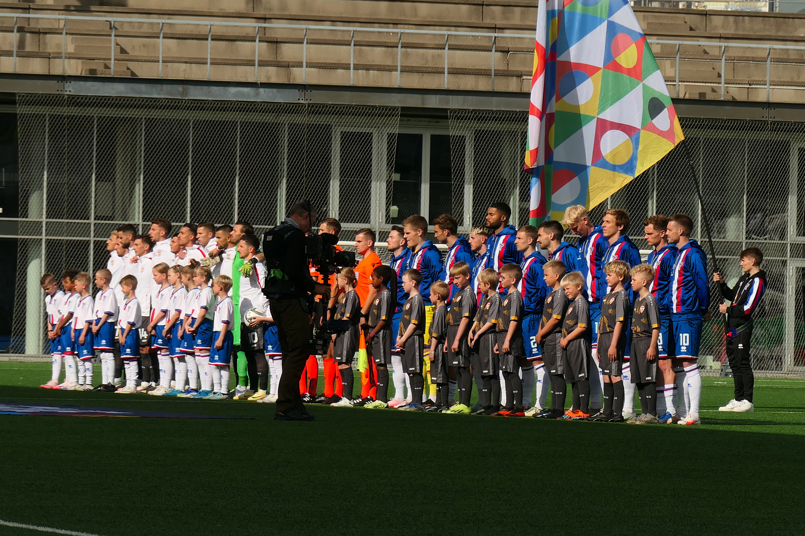 Undarfrásøgn: Stríðast um triðja plássið á Tórsvølli í kvøld