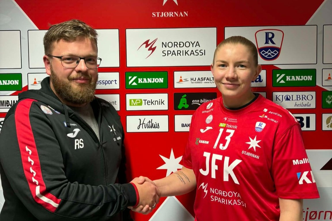 Brynja byrjar óvæntað at spæla hondbólt aftur í Stjørnuni