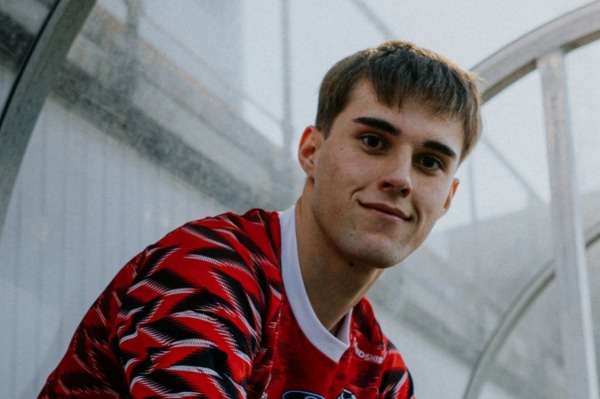 B68 fær serbiskan miðvallara