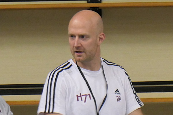 Kvinnurnar hjá H71 nýggjan venjara komandi kappingarár