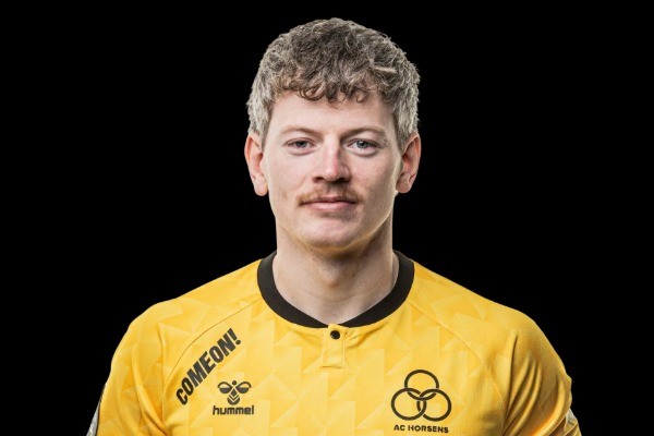 Adrian og Horsens flyta upp í Superliguna