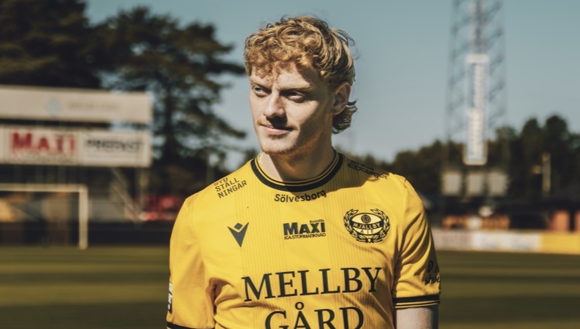 Martin Agnarsson skrivað undir við Mjällby